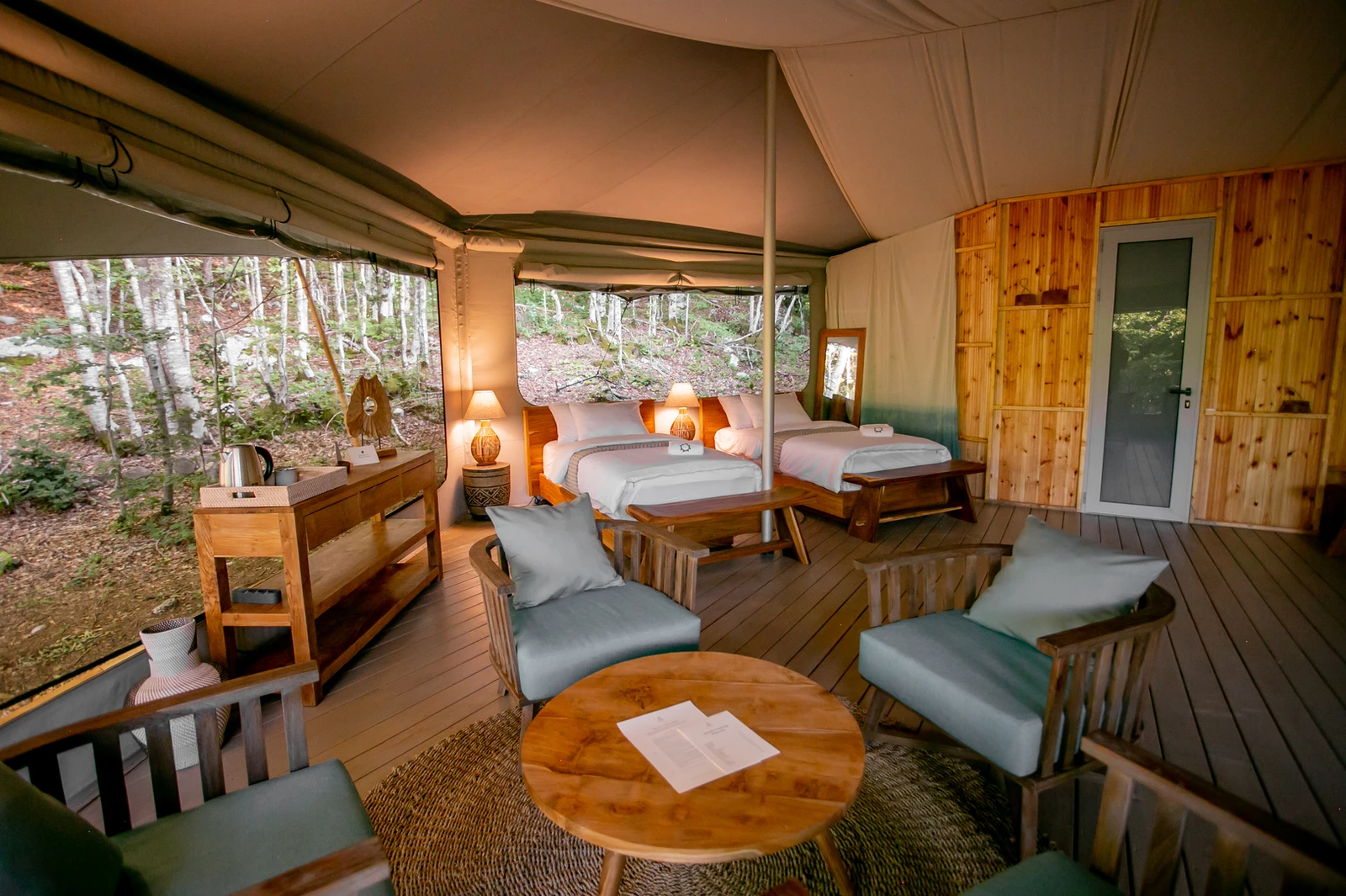 quadruple room